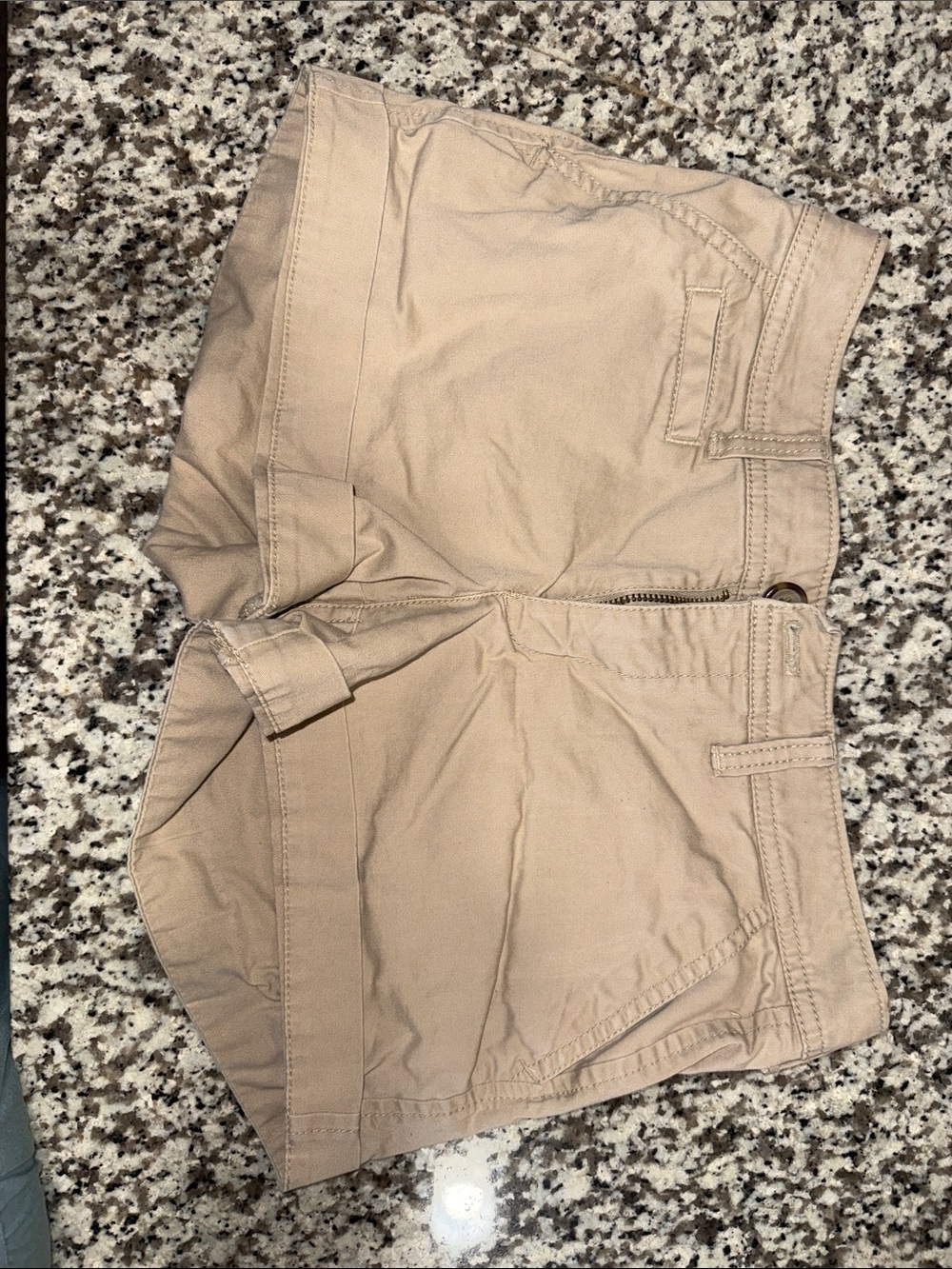 Old Navy Women's Tan Cargo Shorts